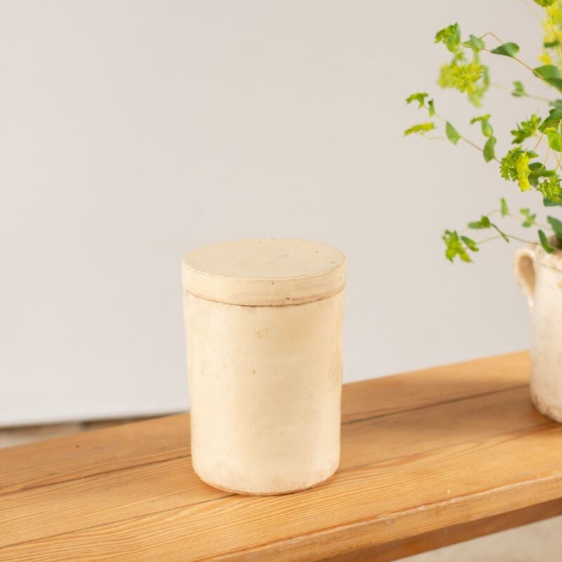 Liloh 19th-Century Cream Glazed Italian Storage Pot with Lid – c.1880