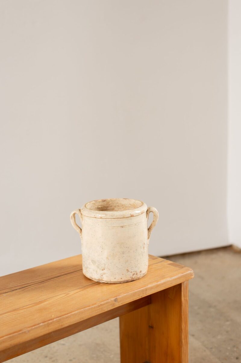 Liloh 19th-Century Off-White Italian Glazed Storage Pot with Handle – c.1880 - Image 3