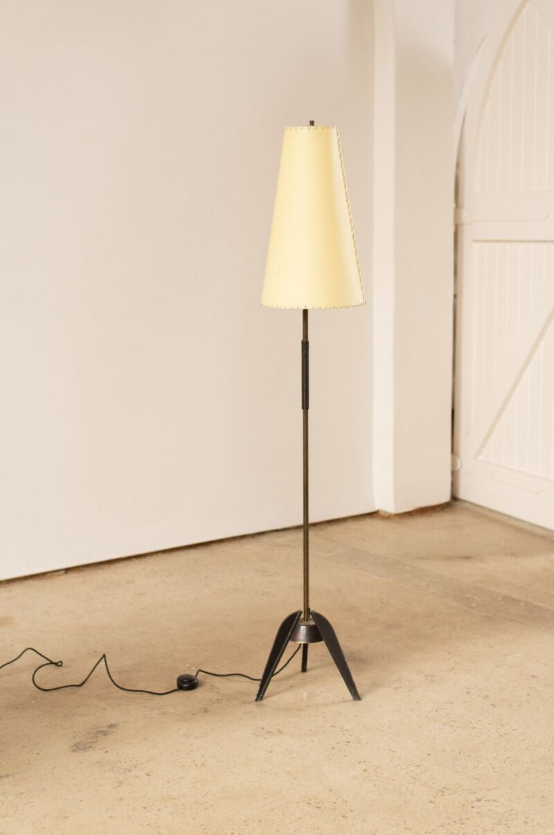 Liloh Vintage Metal & Bakelite Floor Lamp with Whip-Stitched Velum Shade – Italy c.1950